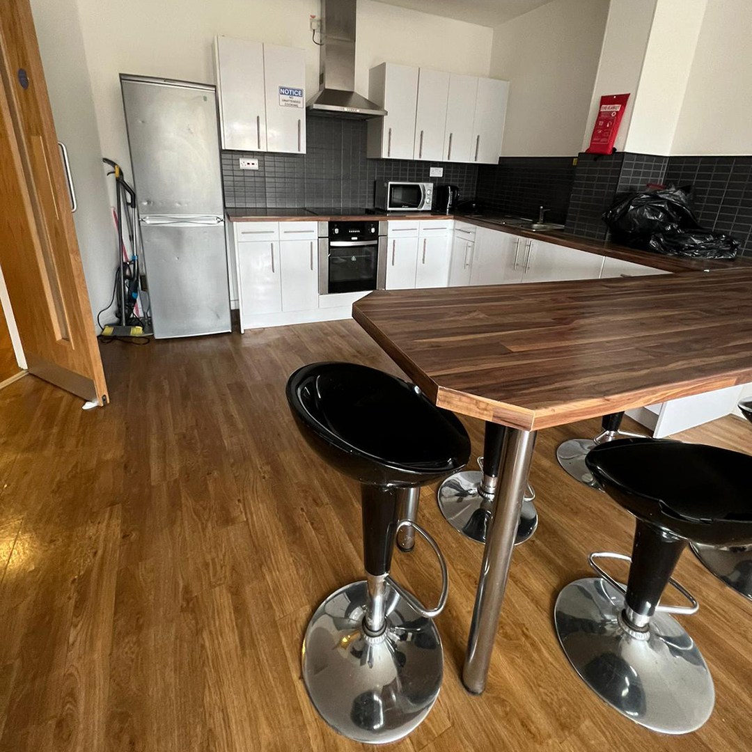 Student Accommodation Cleaning Canary Wharf E14